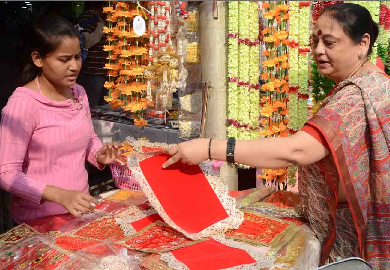 Celebrate Happy Diwali Learn with the auspicious muhurta worship method and mantra