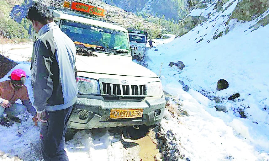 Half to two feet snow in all the villages of Darma Valley