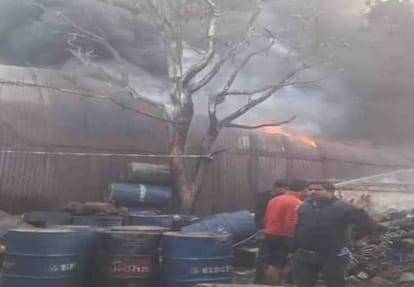 Fire in electrical department store in Hardoi