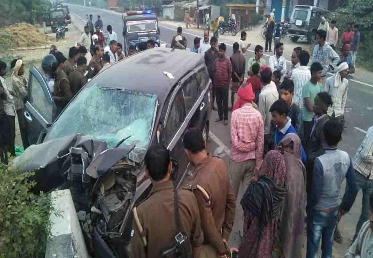 road accident in Fatehpur, Two people died