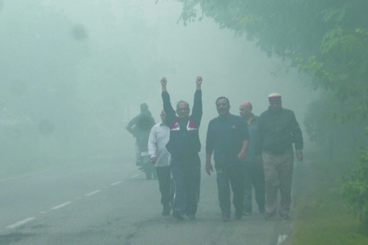 Meerut, smog does not fade Air Quality Index across the 350 now fog will make trouble