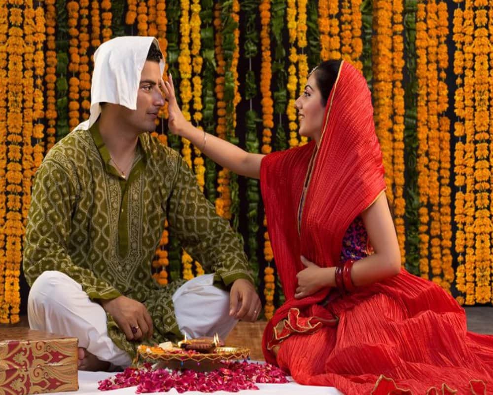 bhai dooj 2018 choose sweets according to zodiac sign