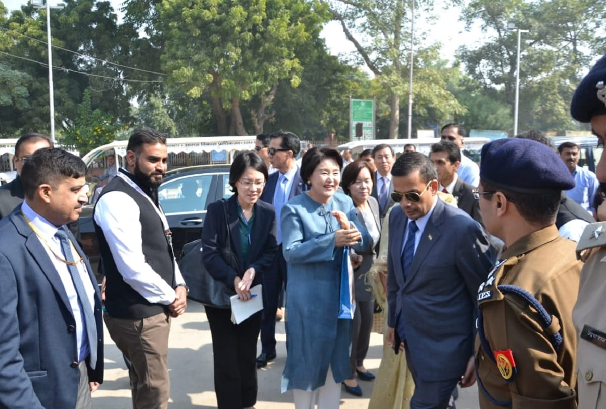 South Korean first lady Kim Jung visit to Taj Mahal
