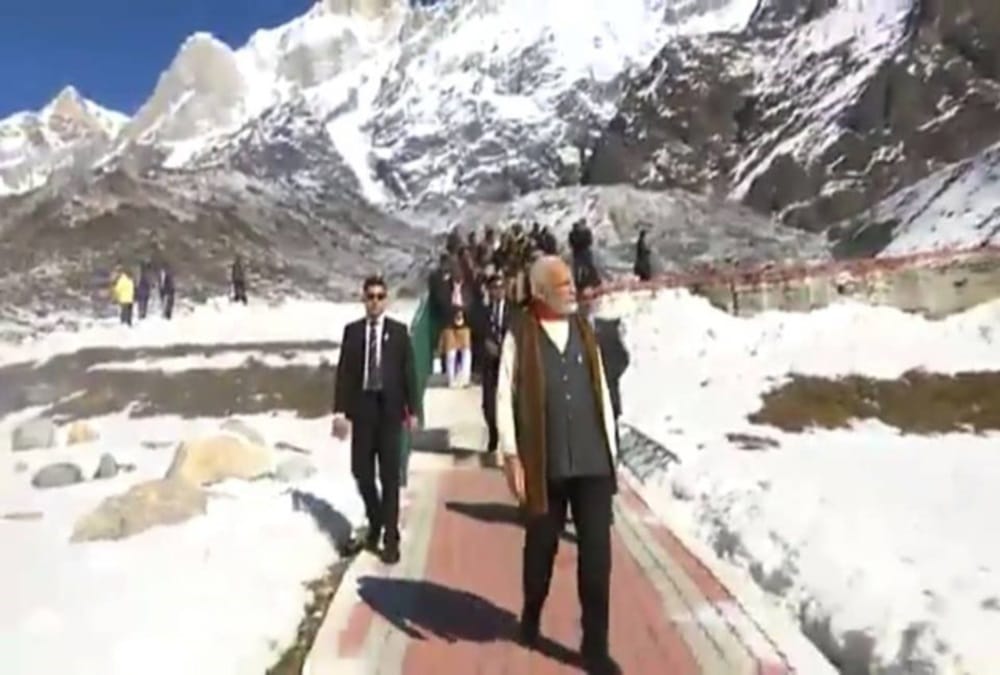 pm modi devotion for shankaracharya samadhi sthal reconstruction