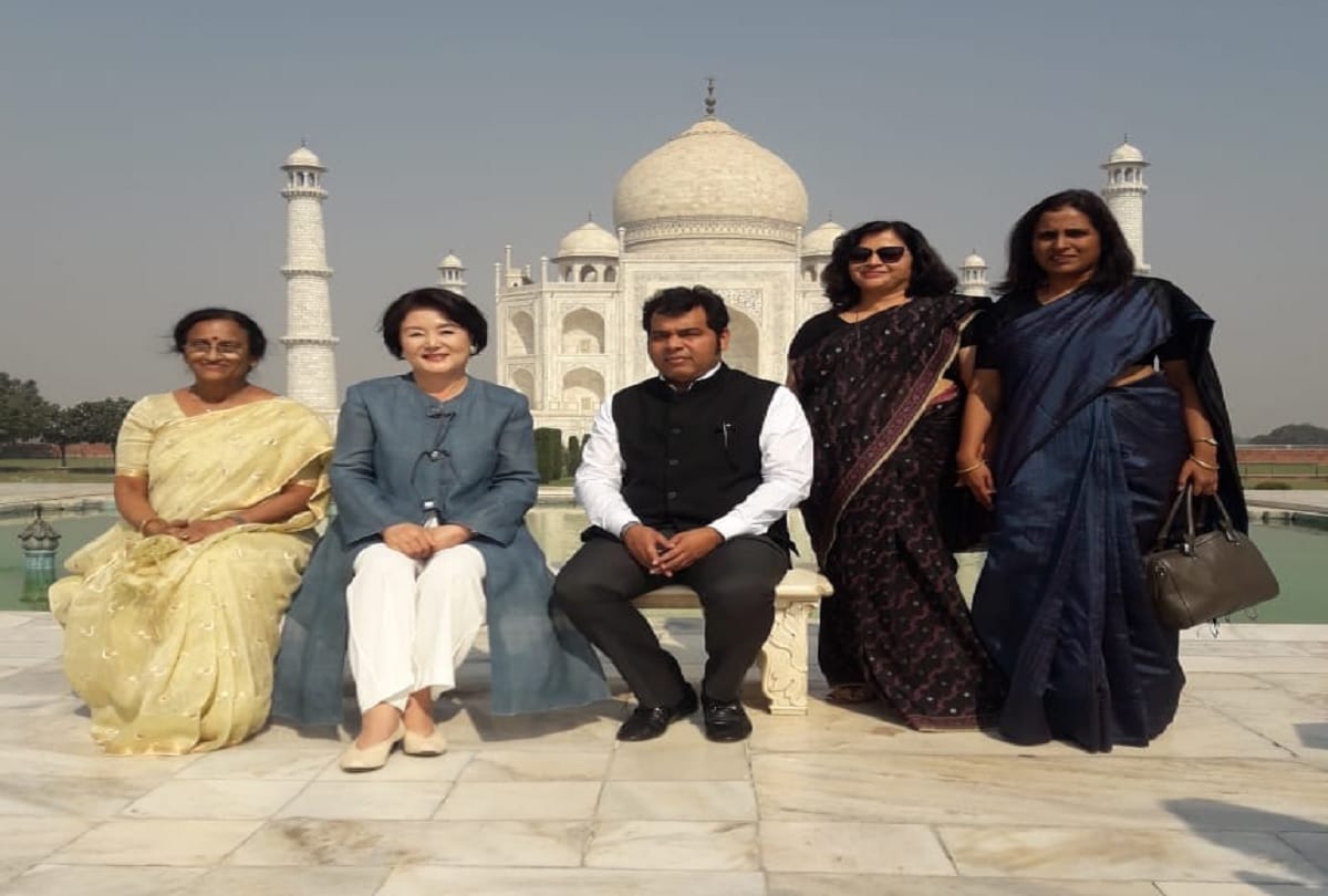South Korean first lady Kim Jung visit to Taj Mahal