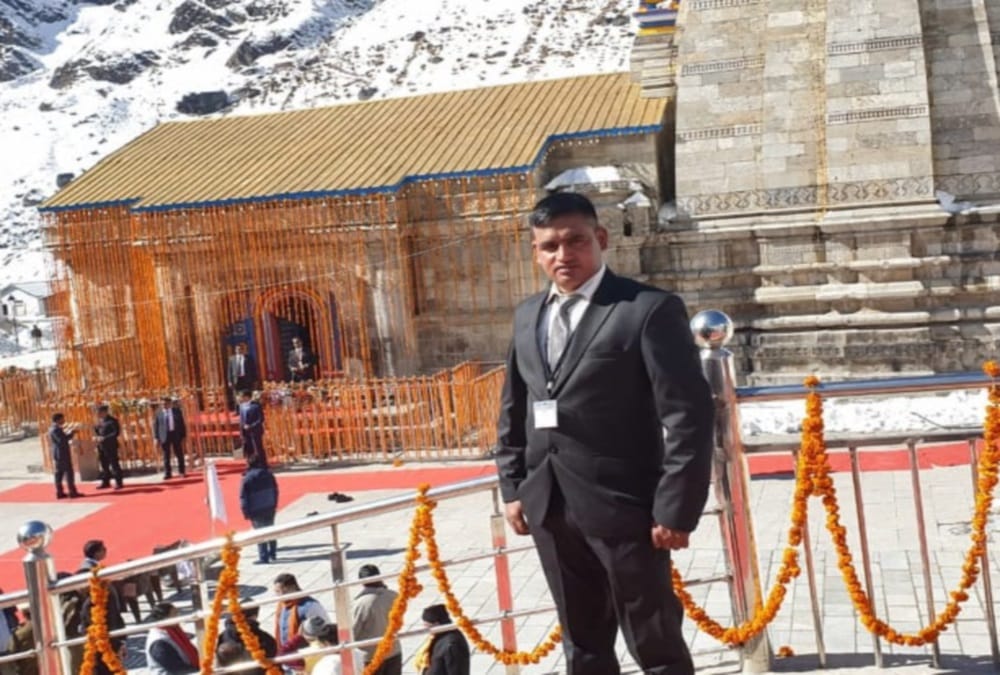This Policeman Run Pm Narendra Modi ATV Car Thrice IN Kedarnath