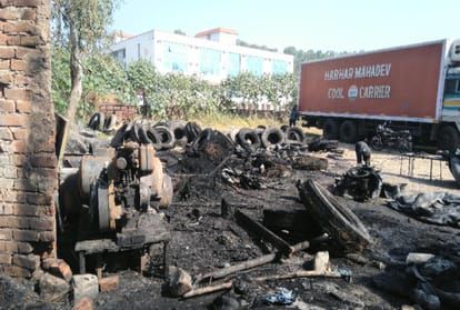 plastic godown and tyre shop gutted in fire at baddi himachal