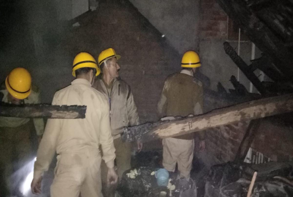 heavy losses to property in Himachal due to fire on Diwali