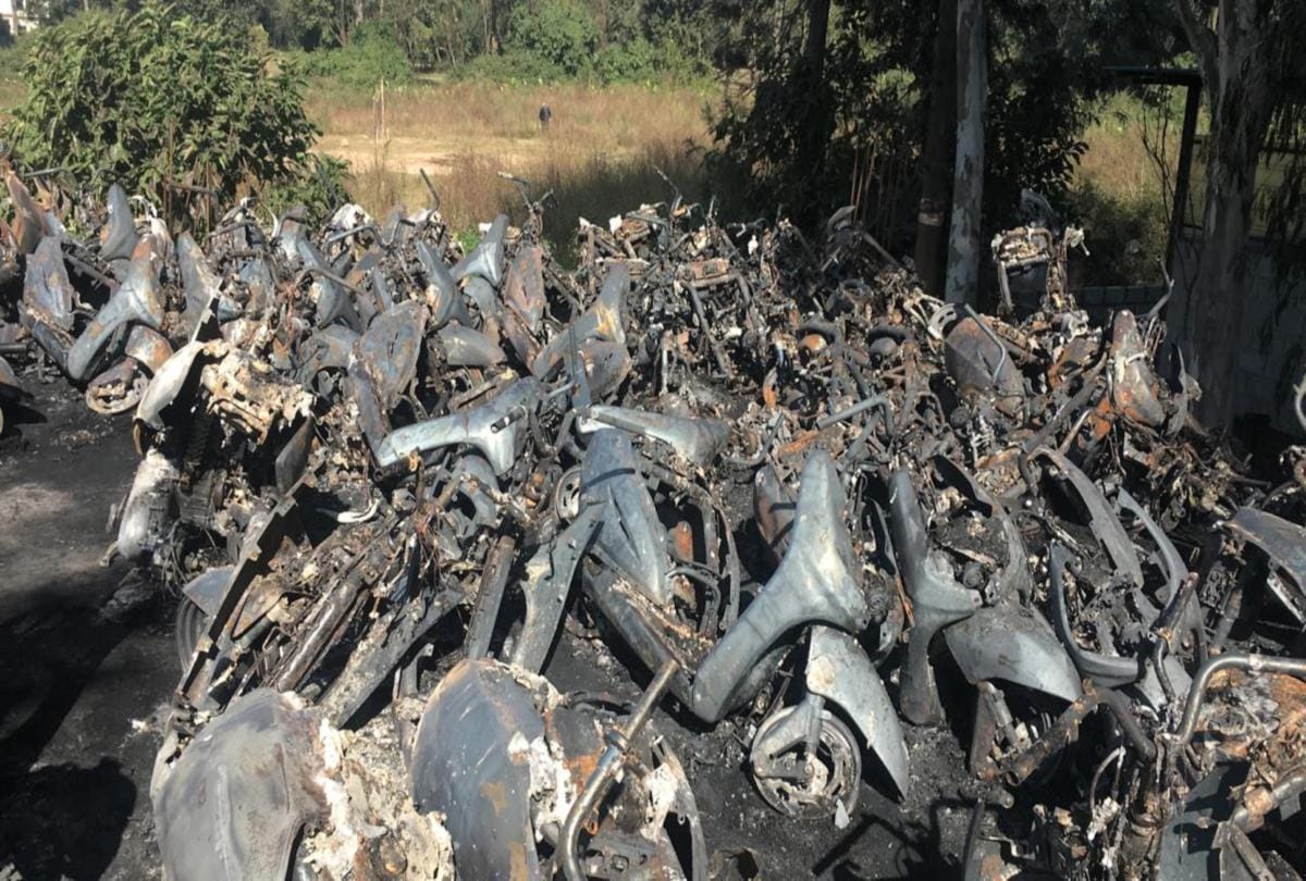 75 Honda Scooties gutted in fire at kangra himachal