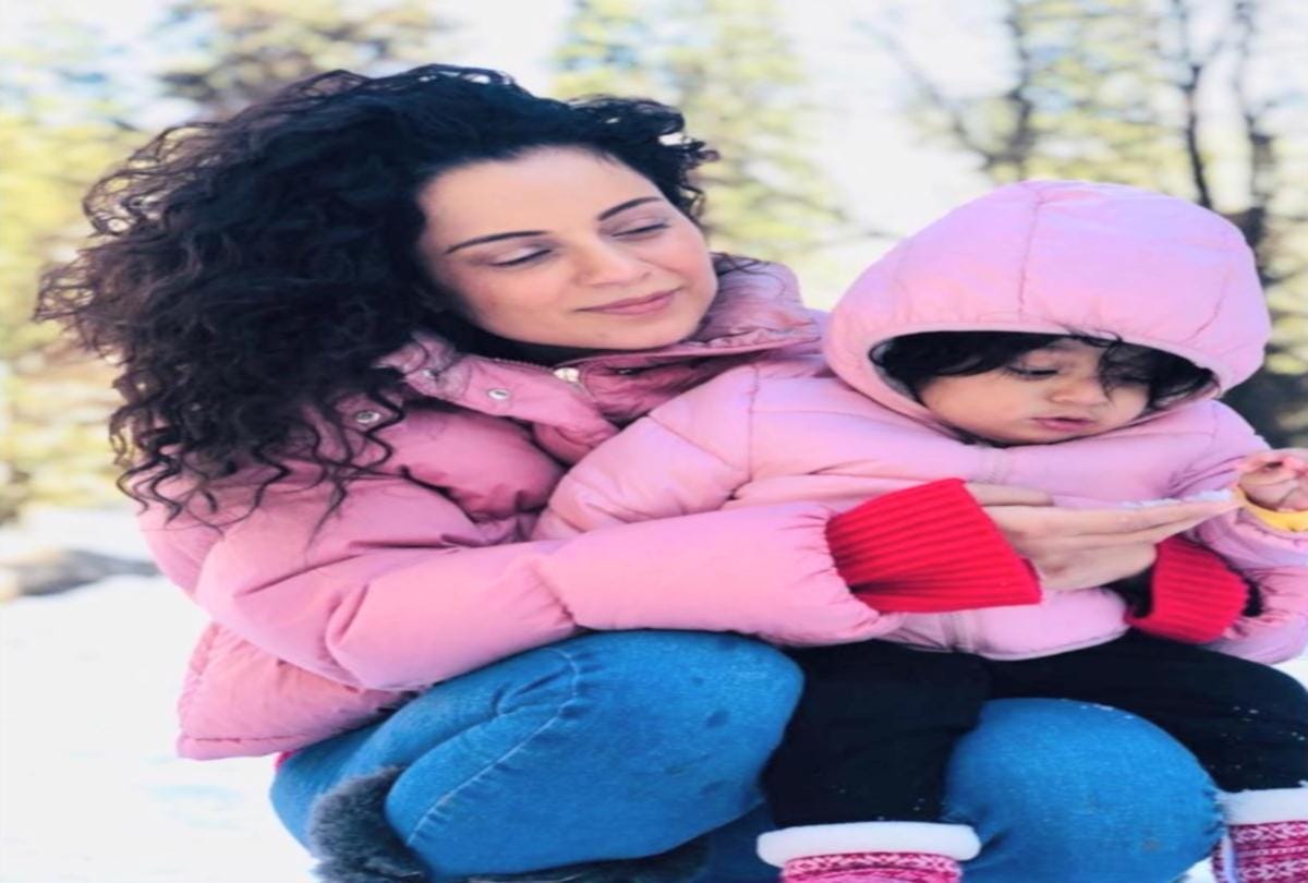 bollywood queen kangana ranaut celebrated diwali in manali