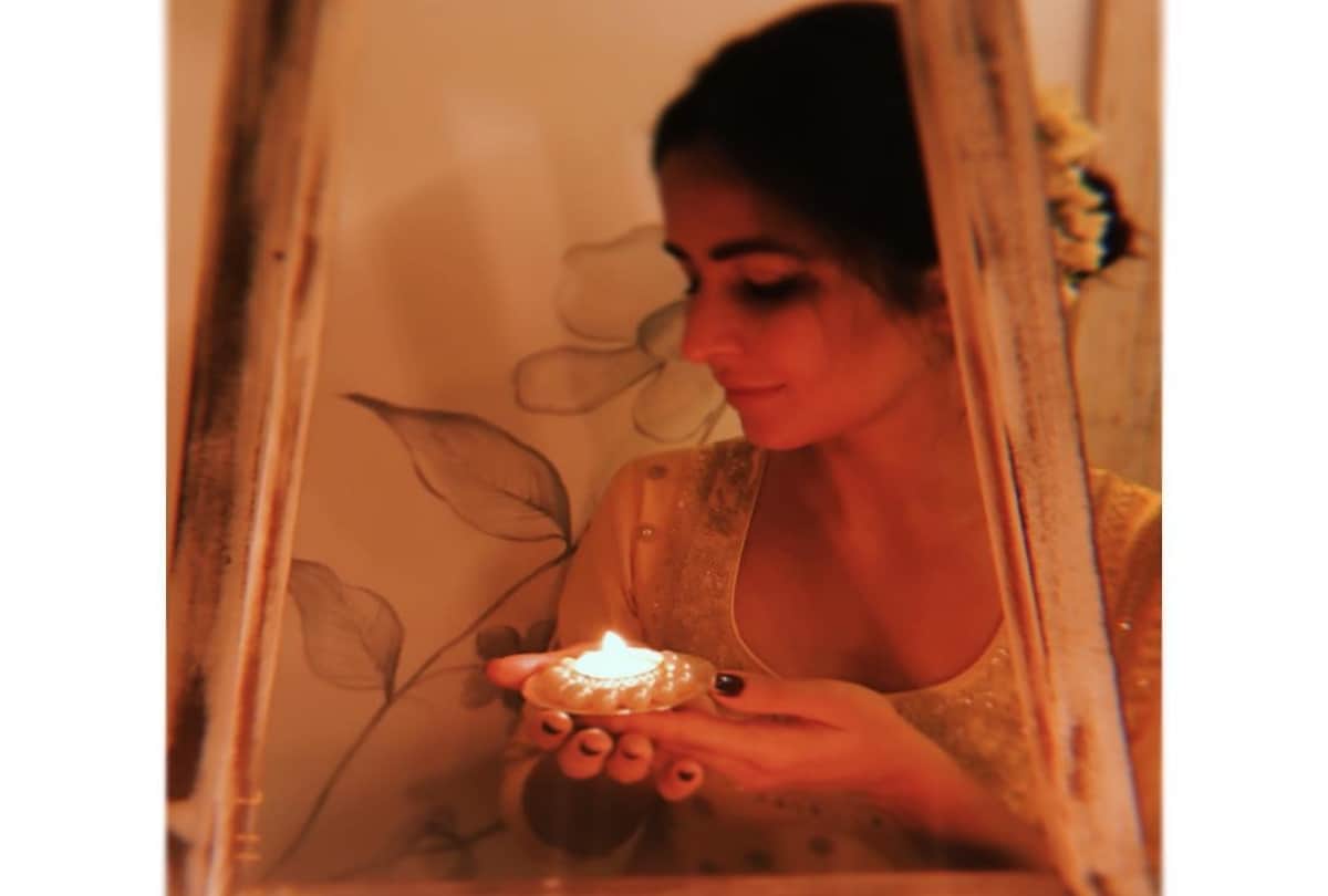 Diwali 2018 Shahid Kapoor and Mira Rajput to Priyanka Chopra bollywood Diwali celebration