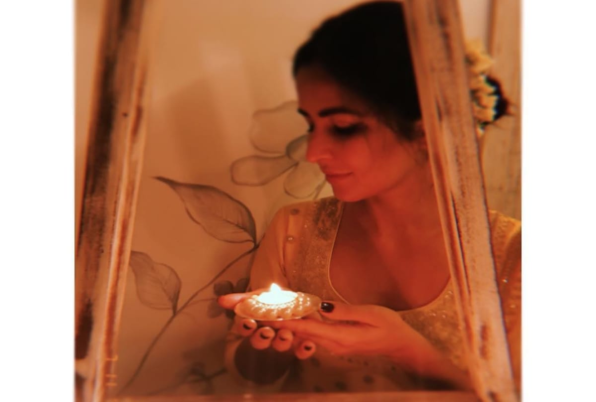 Diwali 2018 Shahid Kapoor and Mira Rajput to Priyanka Chopra bollywood Diwali celebration