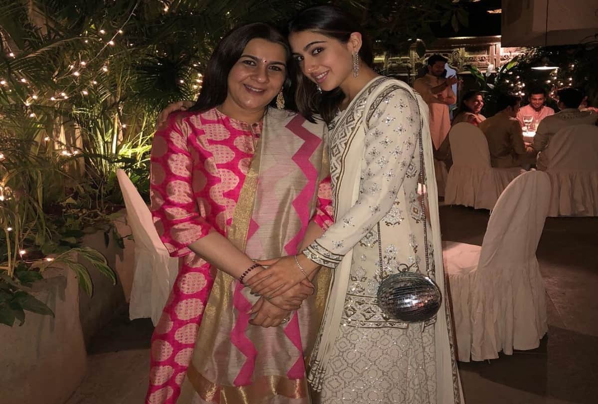 Diwali 2018 Shahid Kapoor and Mira Rajput to Priyanka Chopra bollywood Diwali celebration