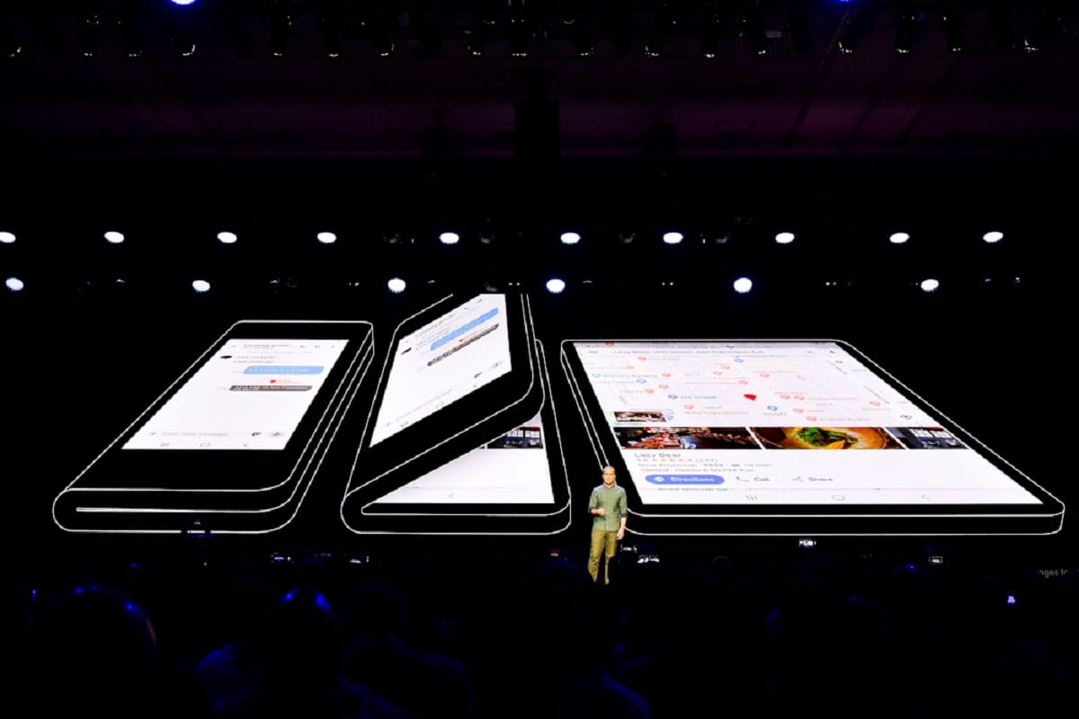 Samsung’s foldable display technology leaked to Chinese entity, 11 charged for selling
