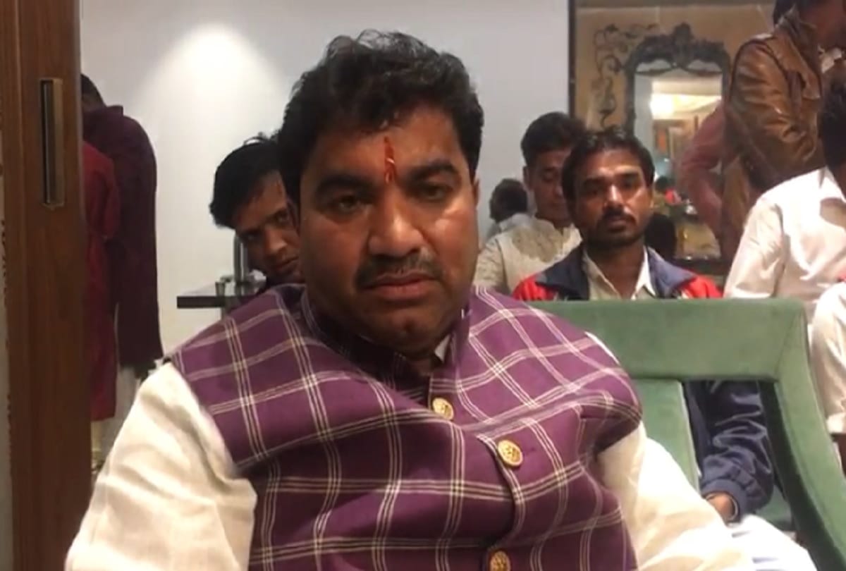 Madhya Pradesh Assembly Elections 2018 Congress face workers protest after ticket distribution