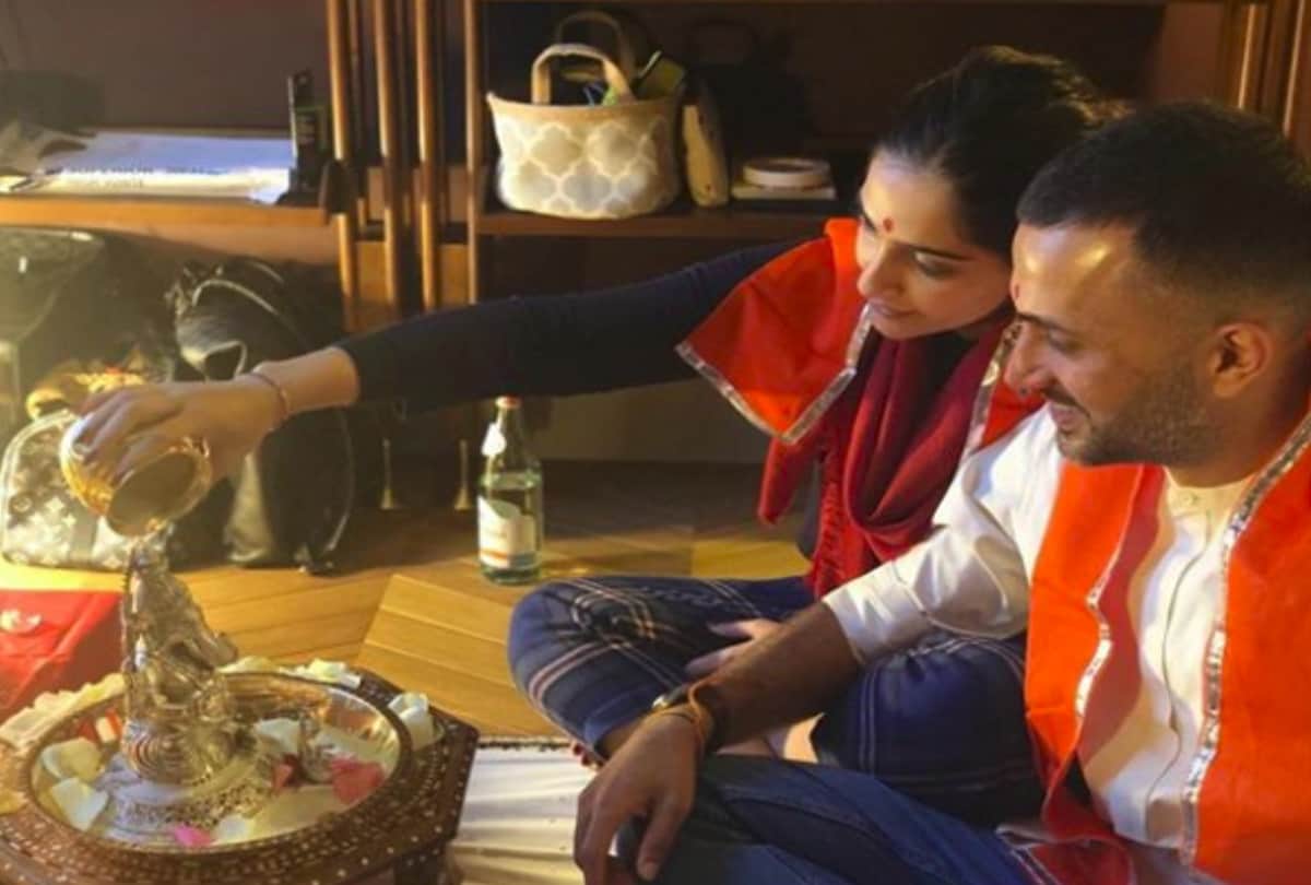 delhi ncr sonam kapoor and anand ahuja celebrates diwali in london see pics