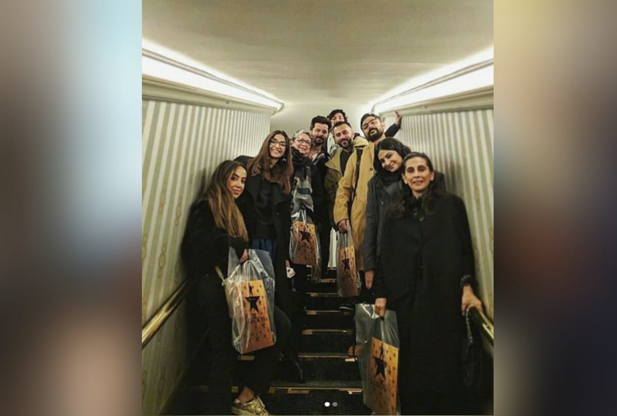 delhi ncr sonam kapoor and anand ahuja celebrates diwali in london see pics