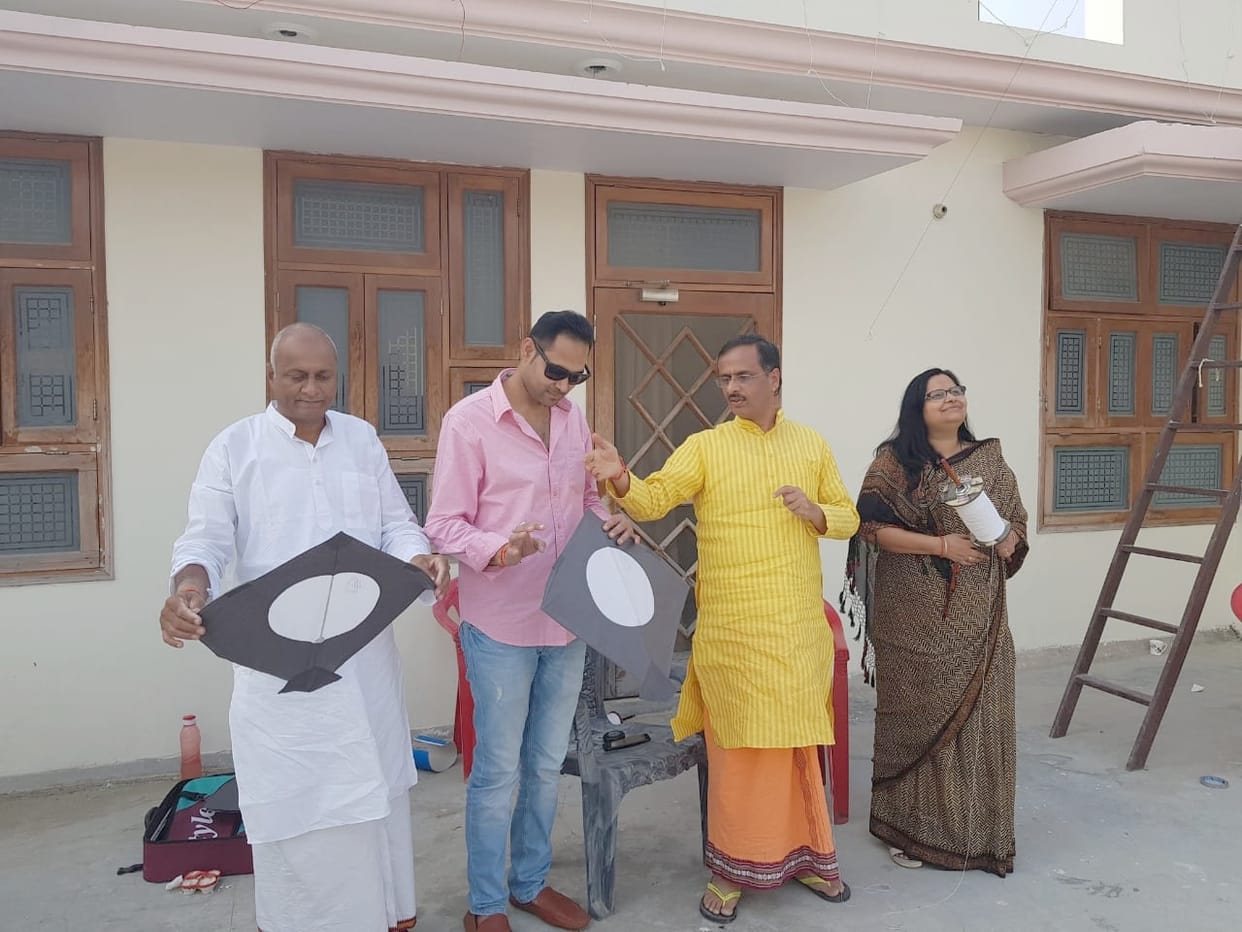 Kite flying ceremony done by deputy cm dinesh sharma
