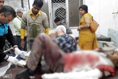 Road accident in Sambhal, 6 dead and 14 injured