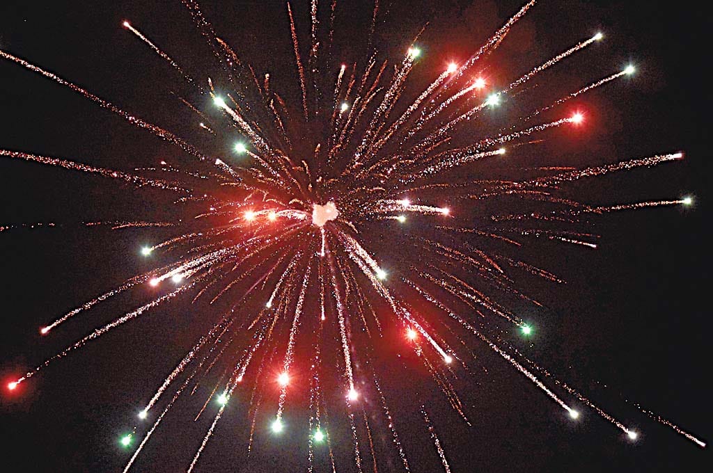 crore rupees waist in crackers.