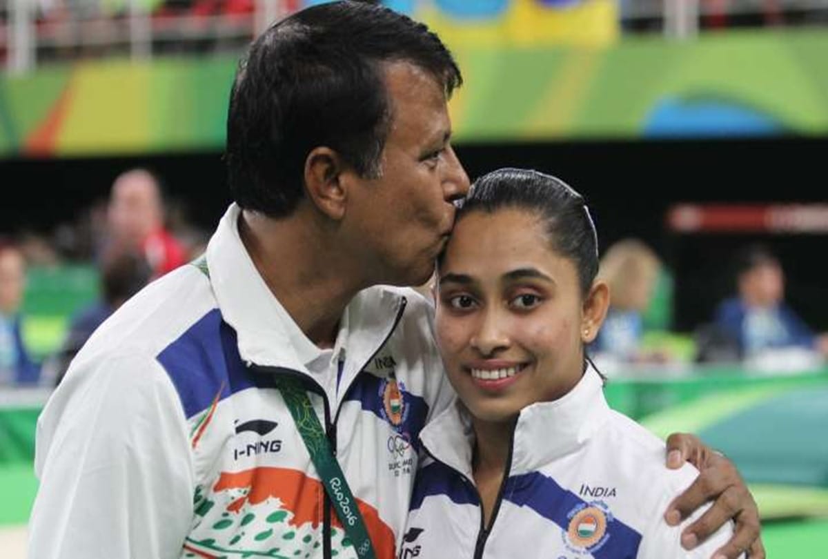 Dipa karmakar and coach bisweswar nandi is not happy with collision between association