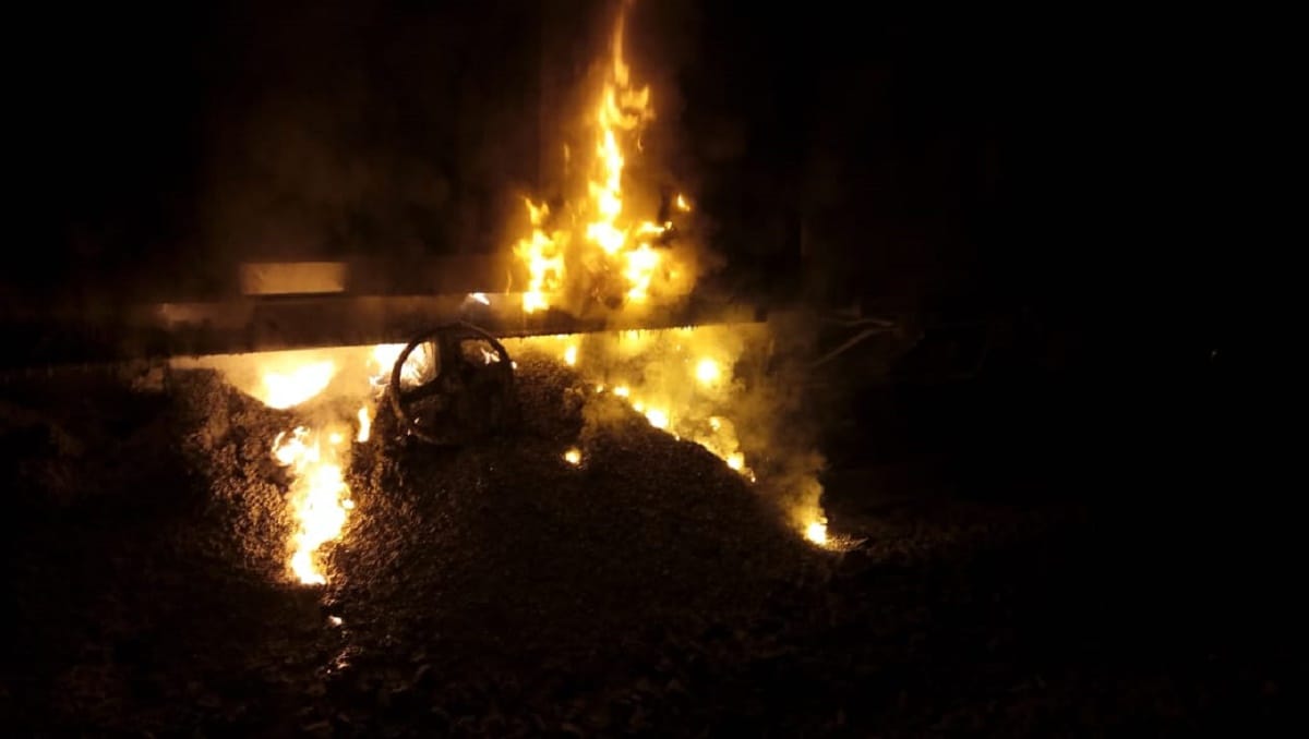 fire in a slum in Bandra, Mumbai, none injured