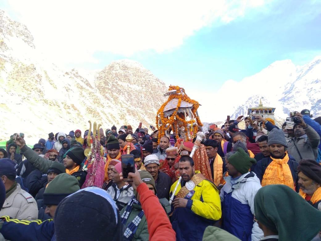 story behind uttarakhand mysterious temple