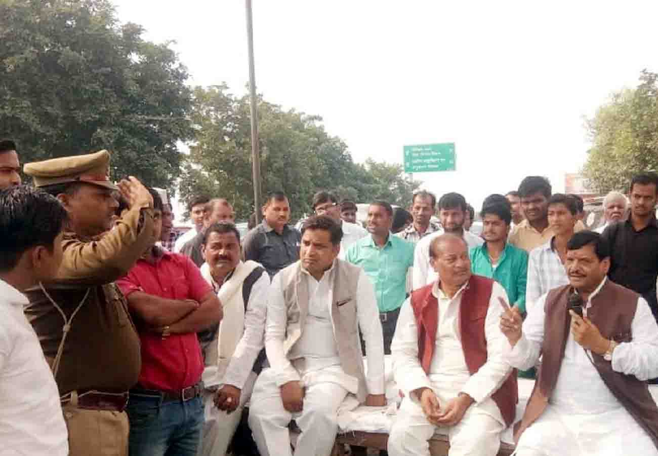 Many Samajwadi Party leaders and workers came in ShivPal yadav's support