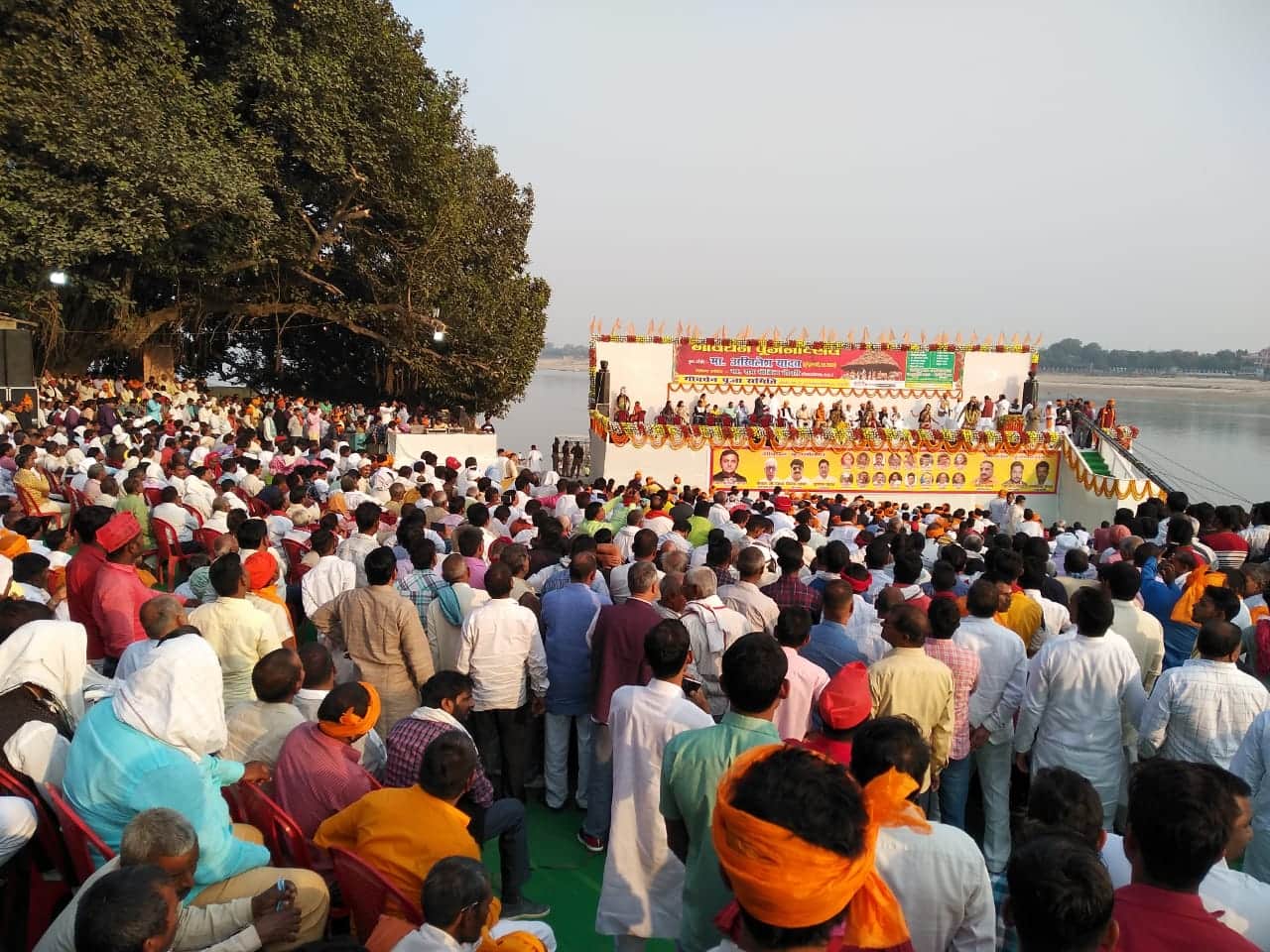 Heavy crowd reached at akhilesh yadav event of govardhan puja at varanasi in uttar pradesh