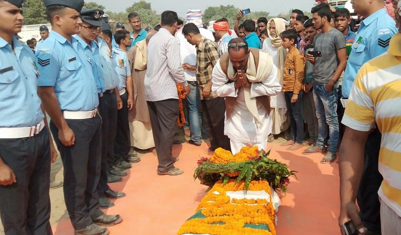 Air force personnel killed in road accident in ballia