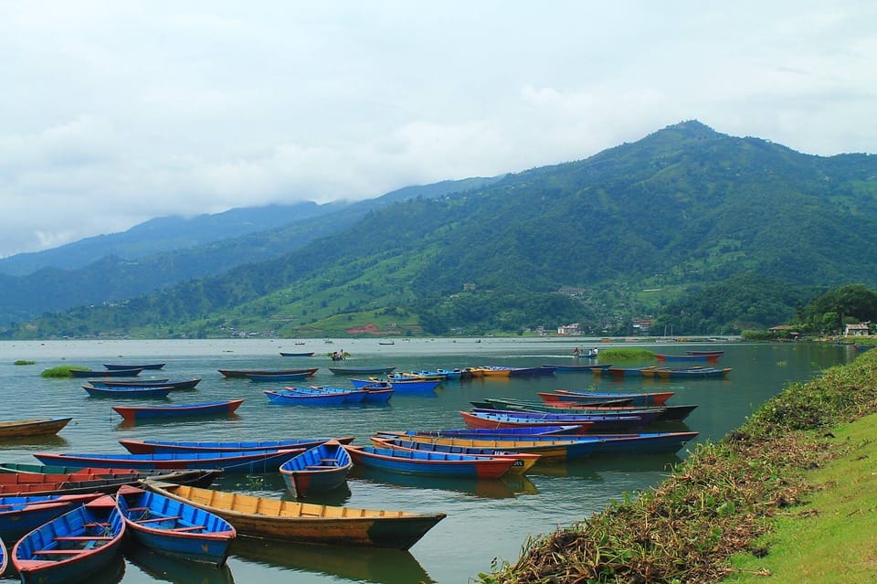 know the best tourist country where you enter without visa