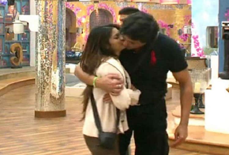 After breakup with Tanishaa Mukerji Armaan Kohli urinated outside Rani Mukerji house