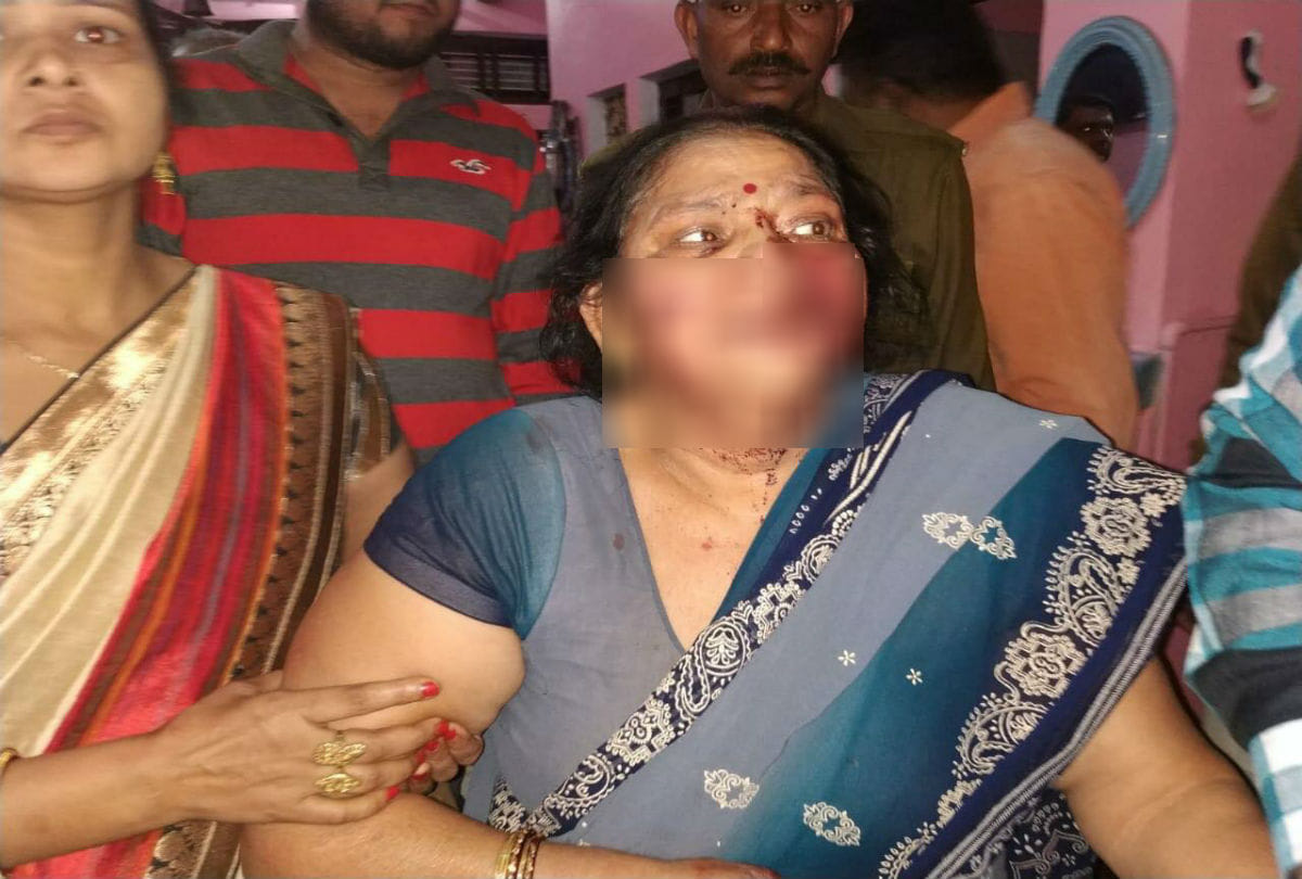 robbery in the trader's house in firozabad