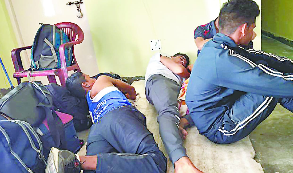 No arrangement for stay of players