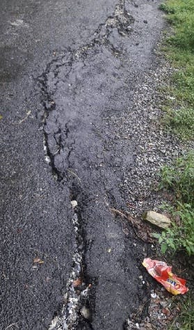 Villagers demanded repair of Kapkot-Dini road