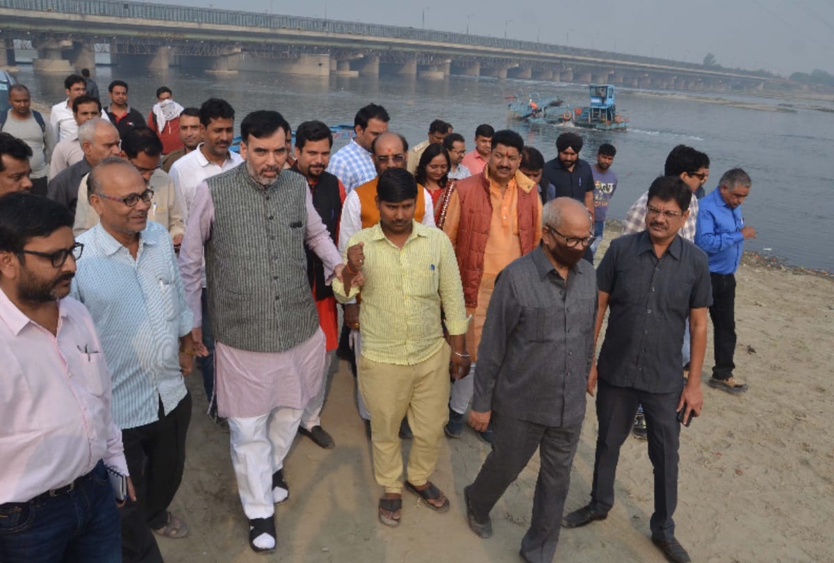 delhi schools and government organisation to remain close on 13 november for chhath 2018