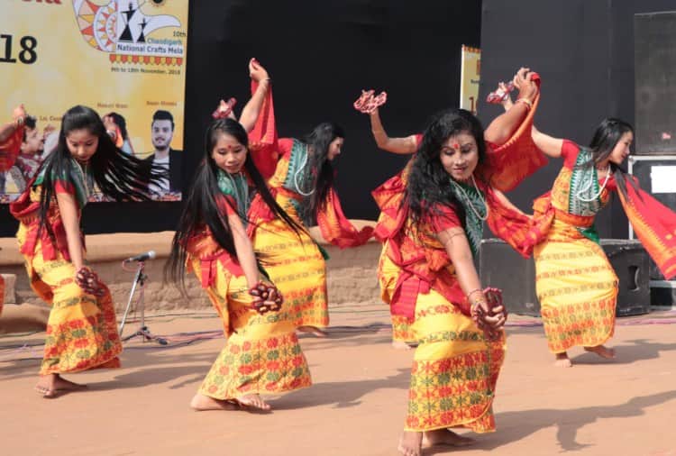 From Kashmir to Kanyakumari All India Art & Culture Displayed in Craft Mela in Kalagram Chandigarh