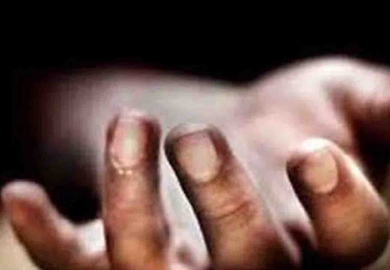 Tractor collides with auto taxi Death of youth on spot