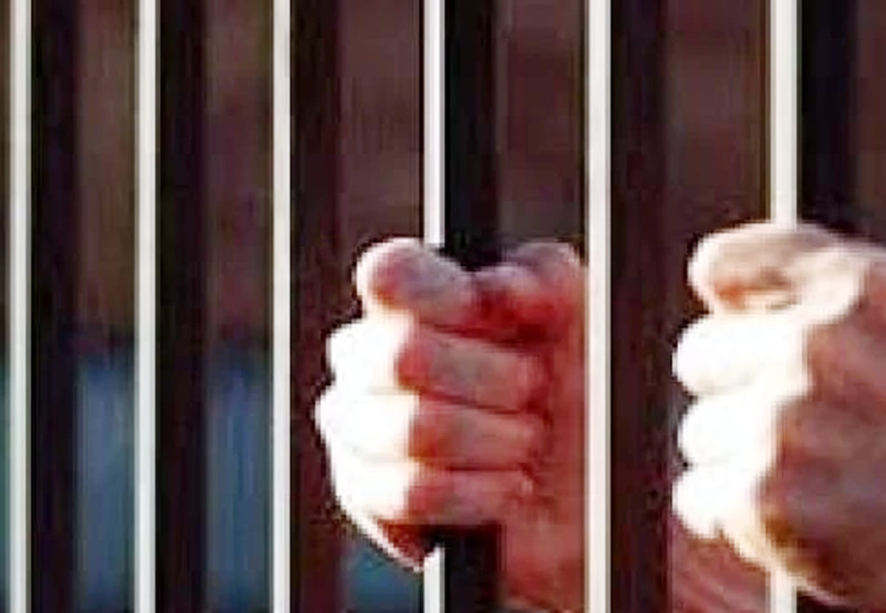 Recovery of 3 lakhs  by prison personnel on prisoner's death