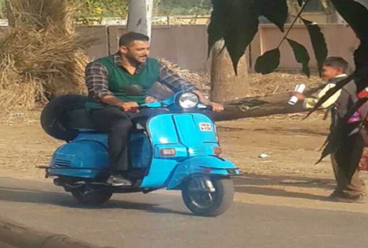 Bollywood directors like this Meerut city and movie Zero