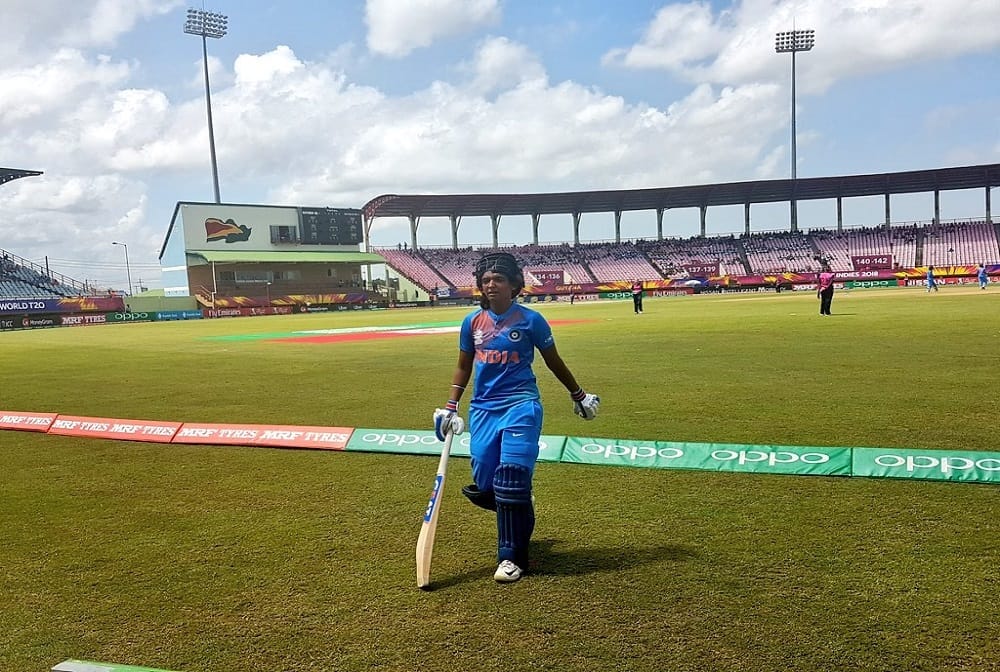 harmanpreet kaur hitting big shots to avoid unbearable stomach cramps