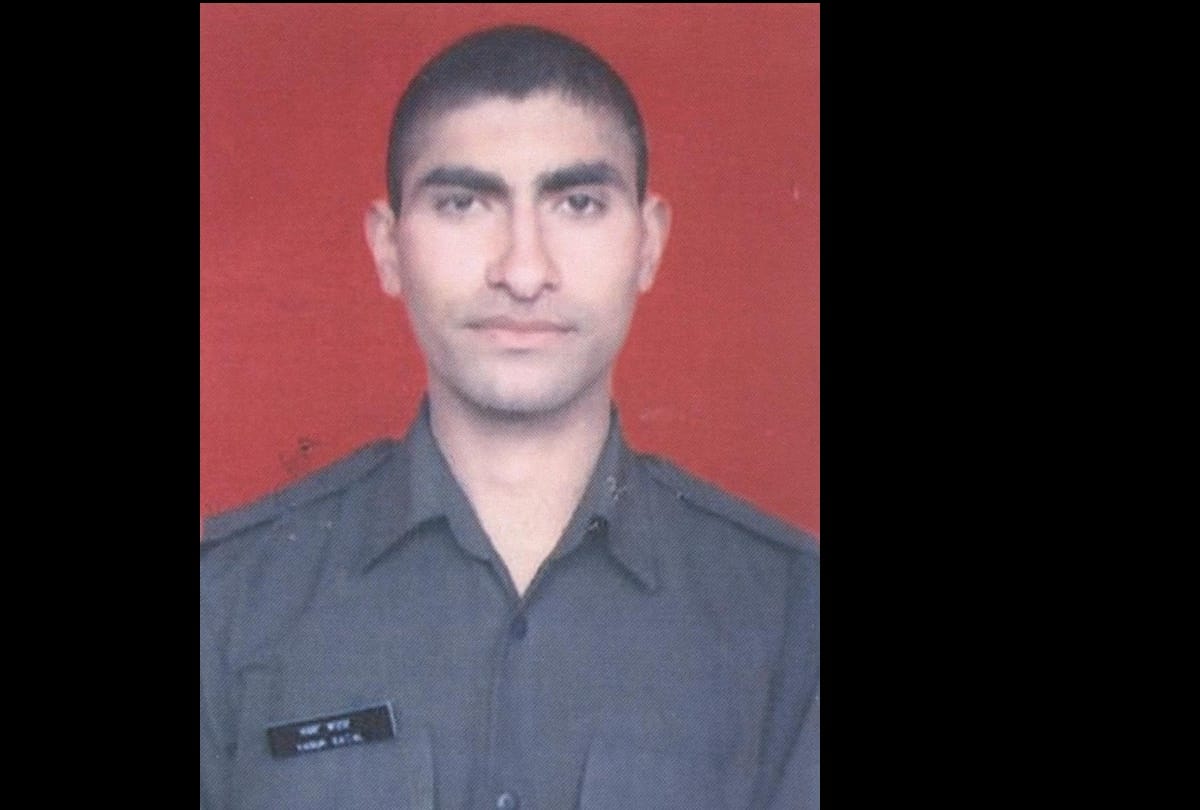 jammu and kashmir sniper attack by Pakistan in Rajouri