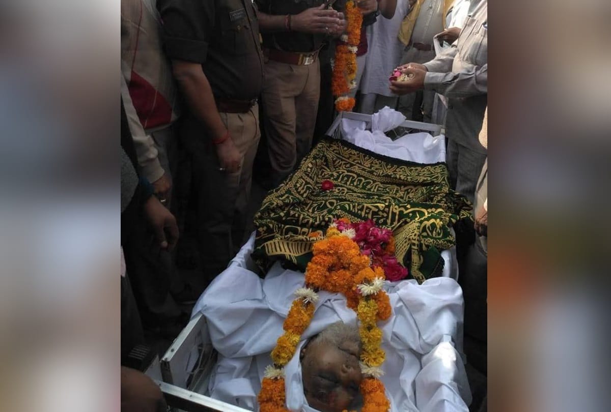 mini taj mahal maker faizul hasan qadri burried beside beloved wife in bulandshahr know his secrets