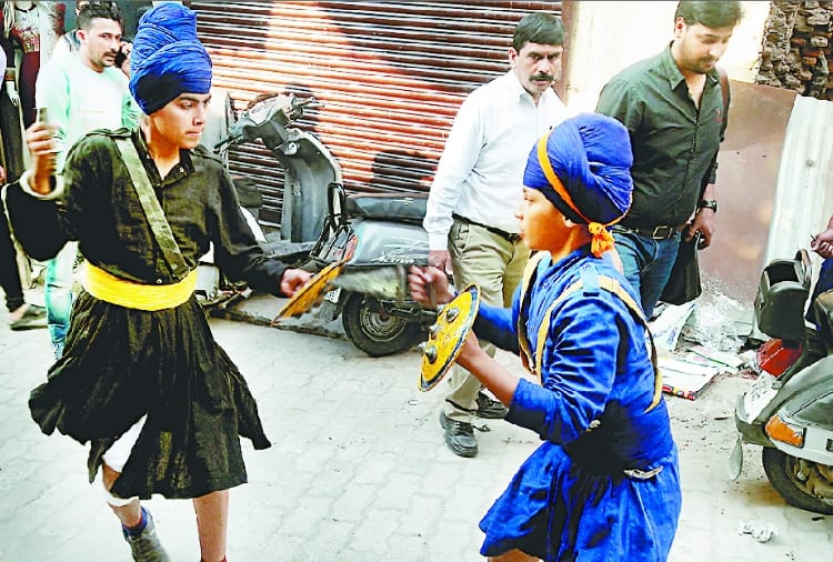 ...जो बोले सो निहाल के जयकारों से गूंजा ऊना