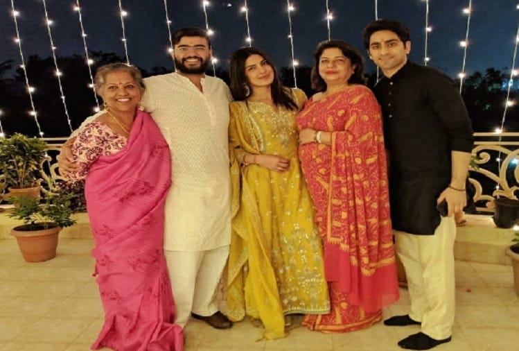 Priyanka Chopra wore 1 lakh 20 thousand rupees dress in Diwali celebration