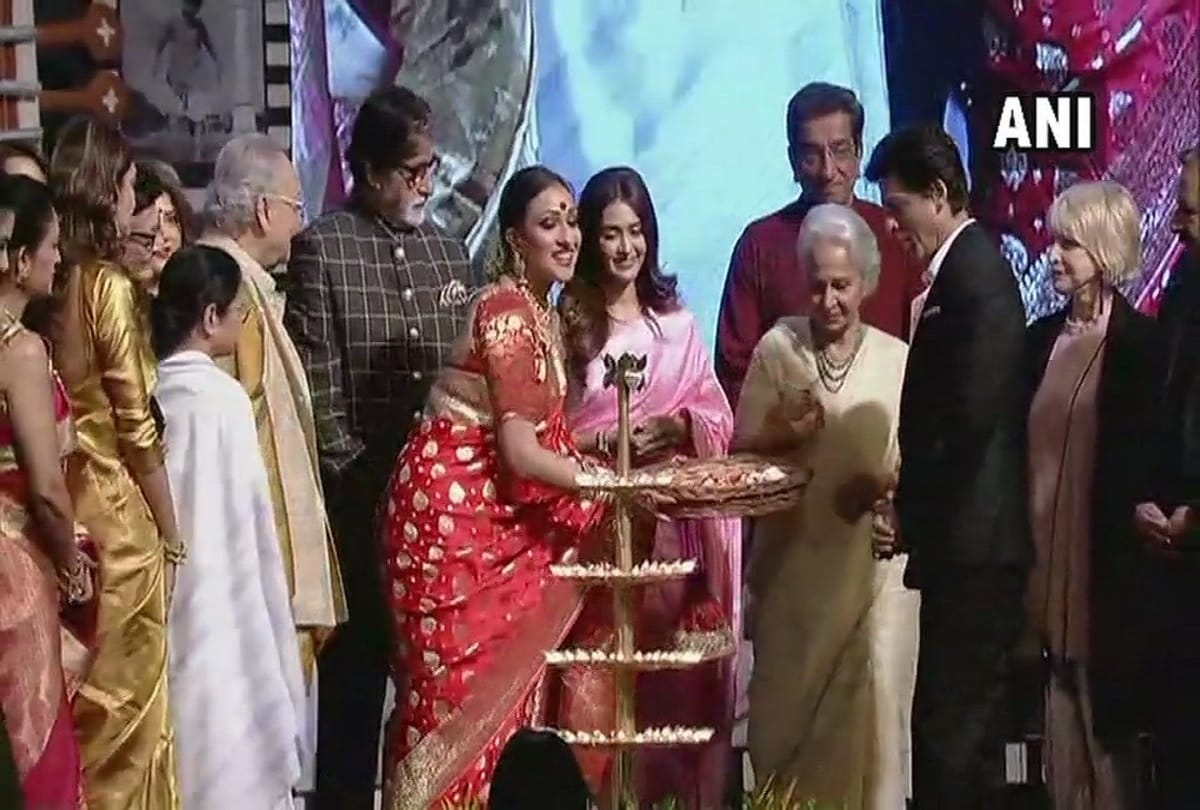 Amitabh Shah Rukh Khan inaugurated Kolkata International Film Festival 2018 with mamta benerjee