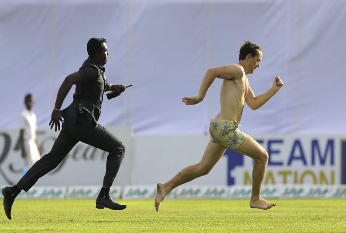 VIDEO: Ground Security Hunts Down Streaker In A Funny Chase between Sri Lanka vs England test