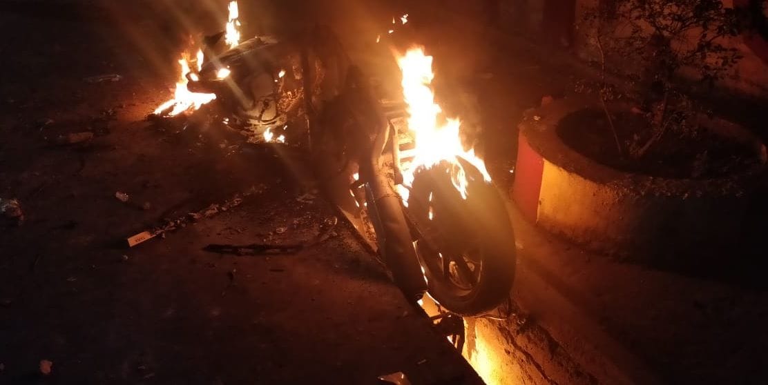 bike bites when workers are detained