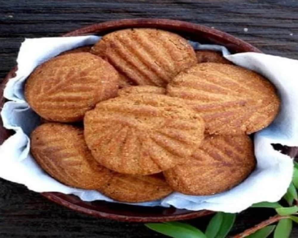 Chhat Puja 2020: Chhat Puja Prasad Recipe Make Crispy Thekua With Easy Trick