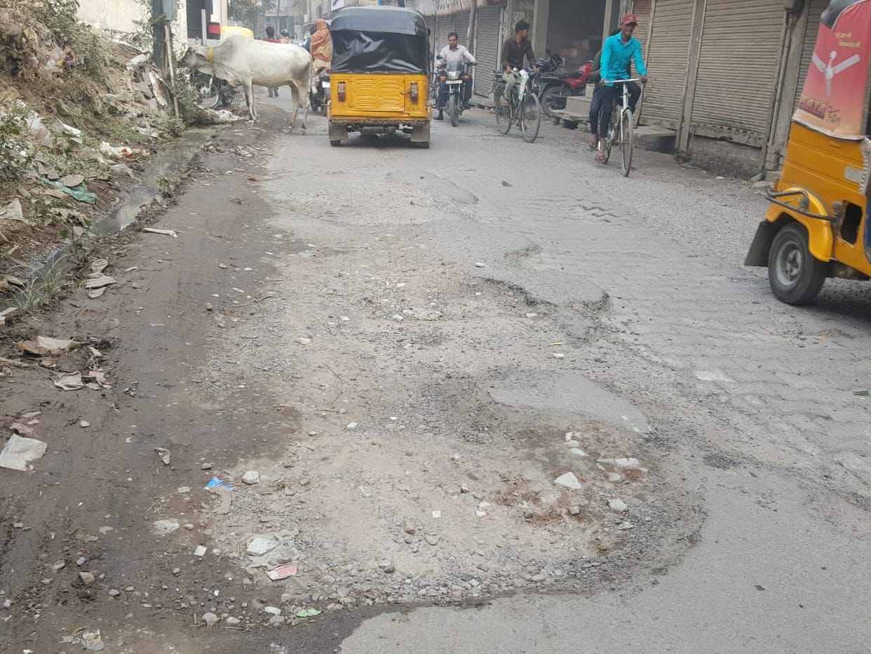 Arbitrarily: Without patching of roads, billions of rupees were paid